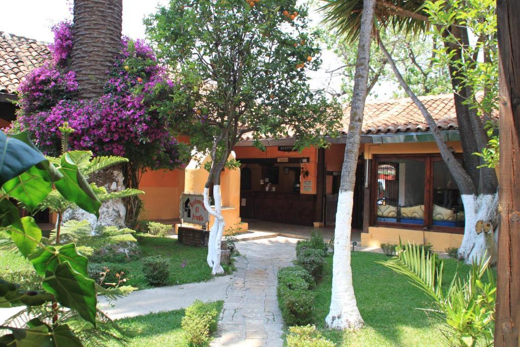 Hotel Plaza Santo Domingo San Cristobal de las Casas Exterior photo