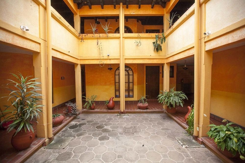 Hotel Plaza Santo Domingo San Cristobal de las Casas Exterior photo